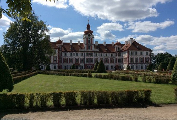 Zámek Kňovice, Kňovice, Czechia, Czech Republic (Czechia)